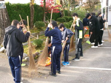 落ち葉はきボランティア最終日