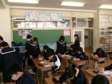 7年「架け橋プロジェクト」美術部体験