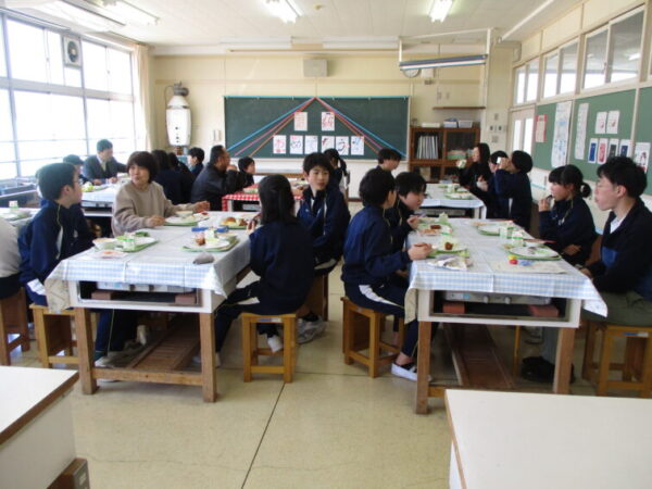 前期課程修了お祝いランチ