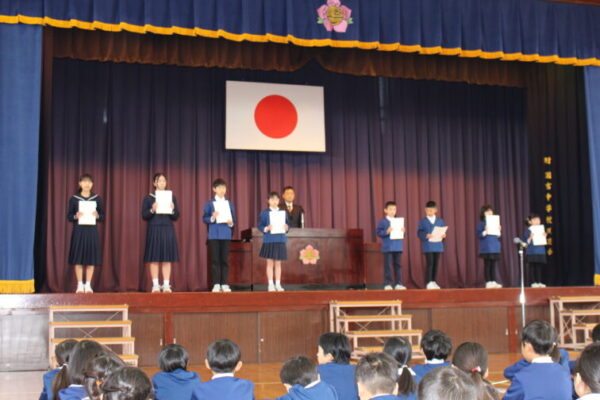 意見発表会・修了式・離任式